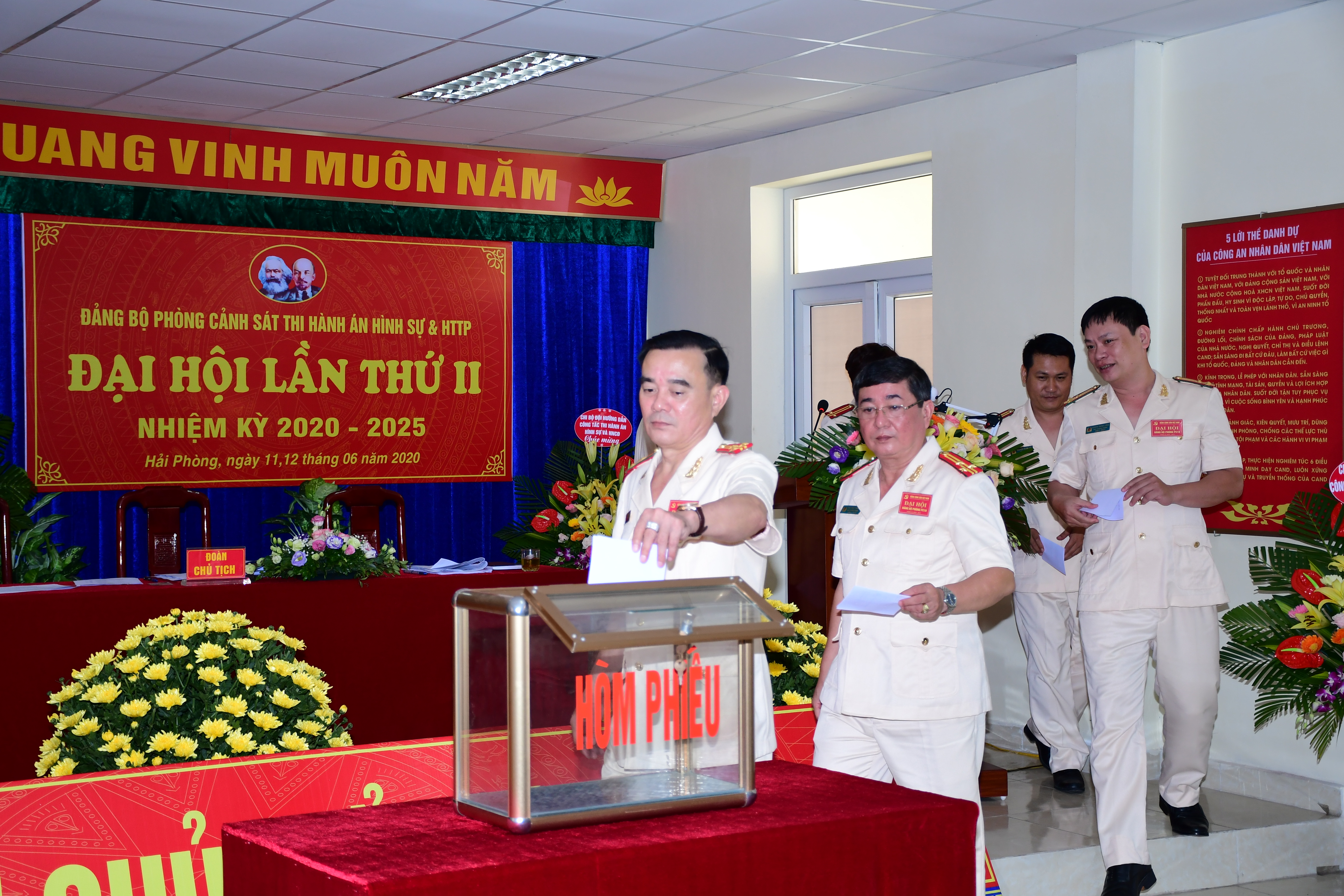 Đại hội Đảng bộ Phòng Cảnh sát Thi hành án Hình sự & Hỗ trợ tư pháp nhiệm kỳ 2020-2025